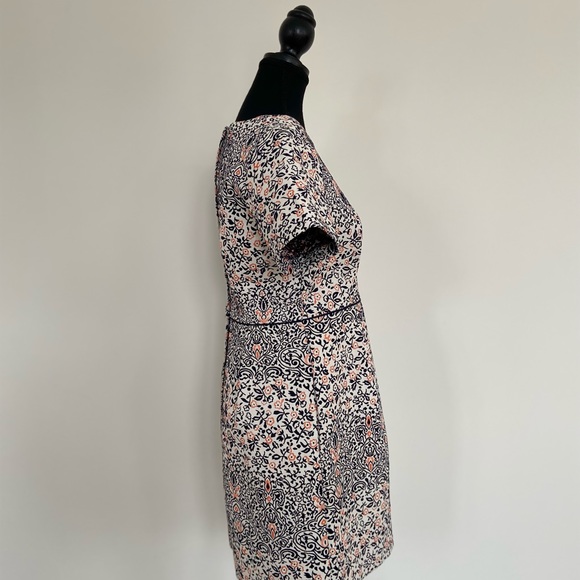 Embroidery dress - Picture 3 of 3